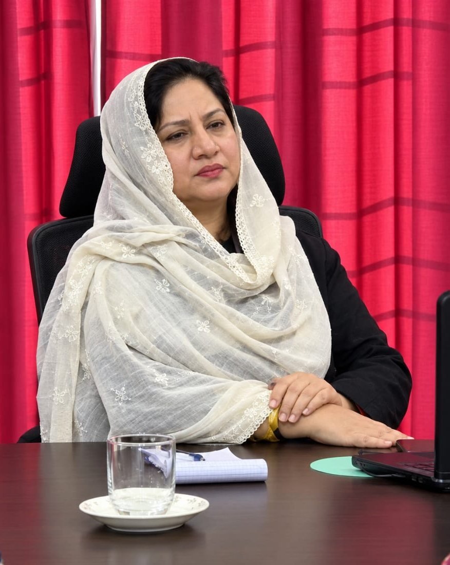Noureen Qamar, Principal of Madina Tul Uloom Public School